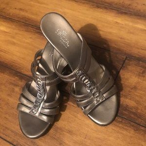 Sbicca strappy slip on sandals